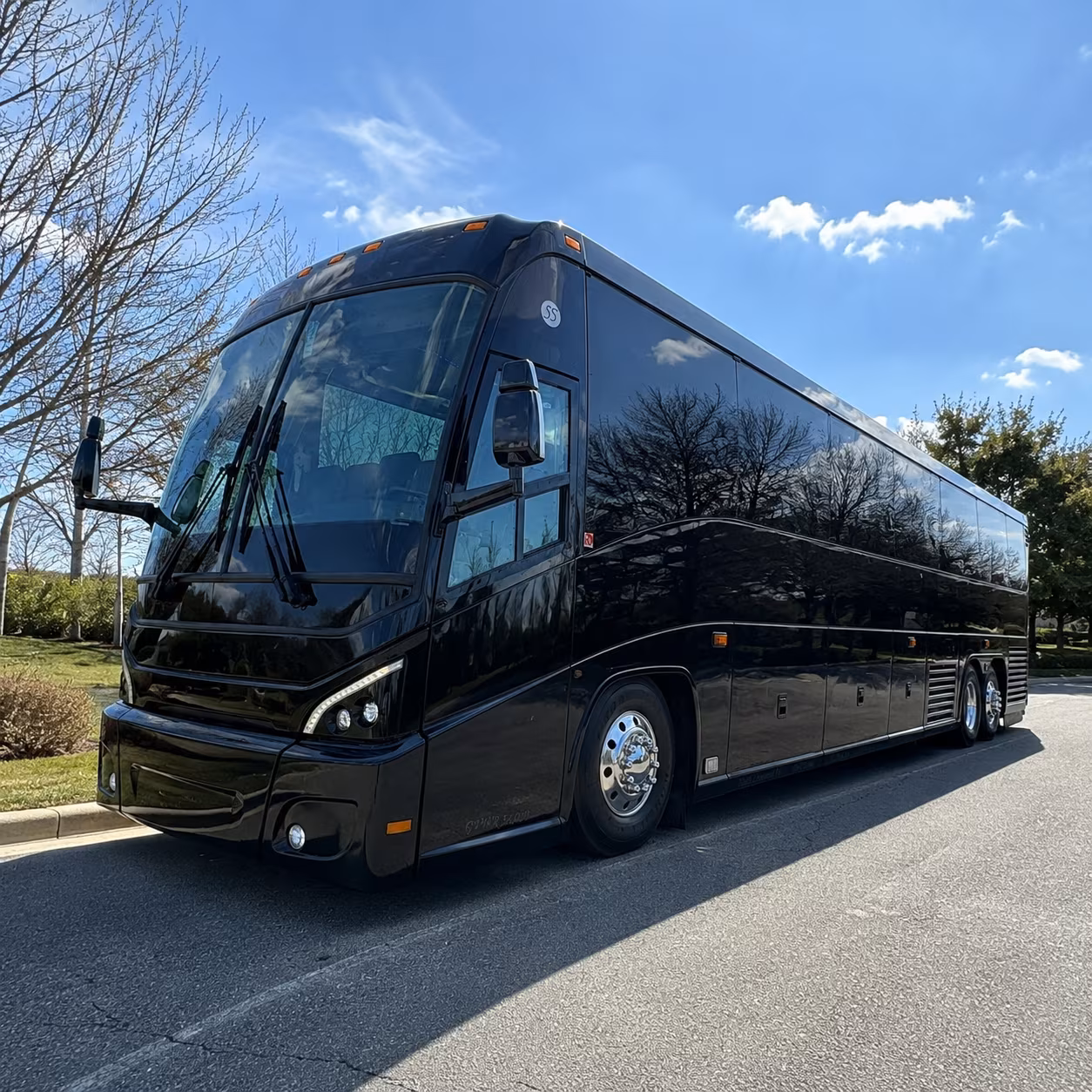 connecting waltham groups to worcester regional airport orh