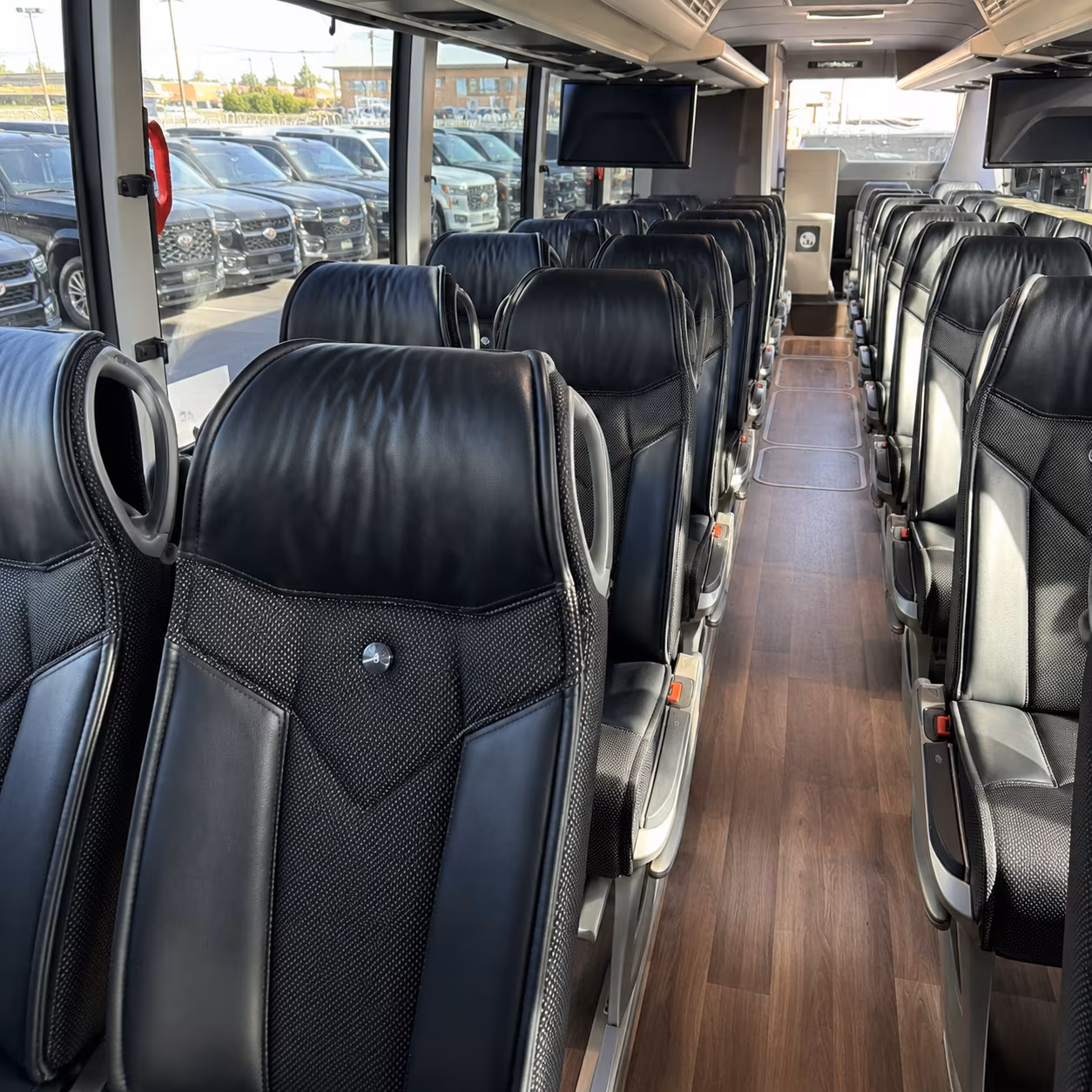 long distance charter bus trips from waltham to new york city
