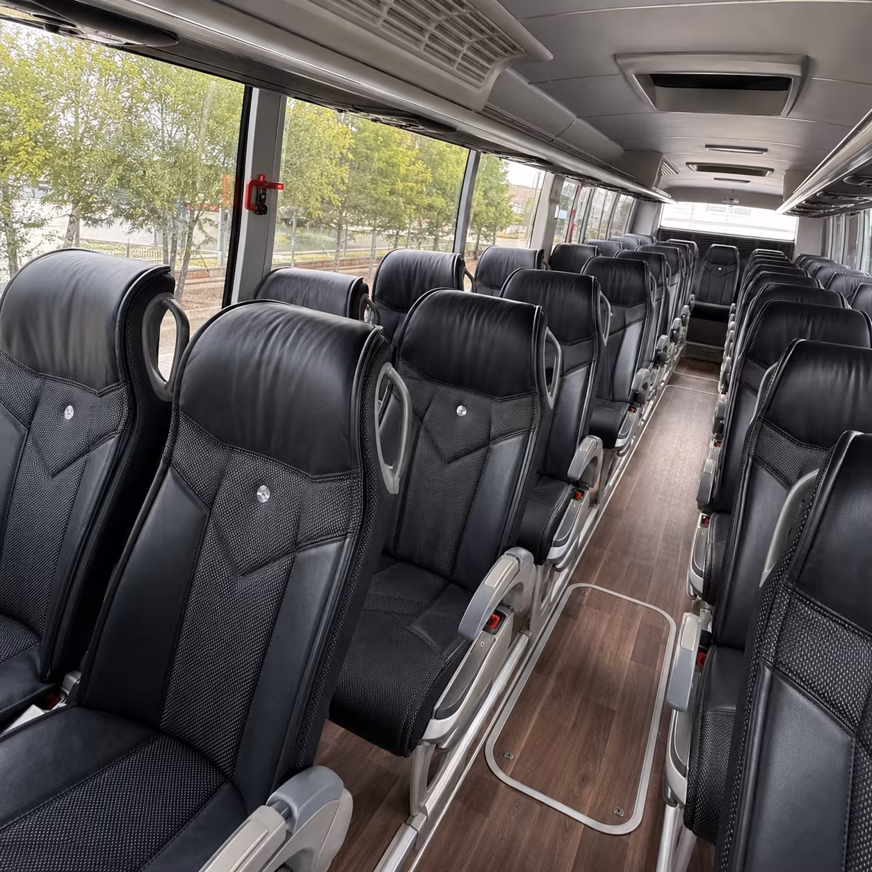 multi day charter bus tours across new england from waltham