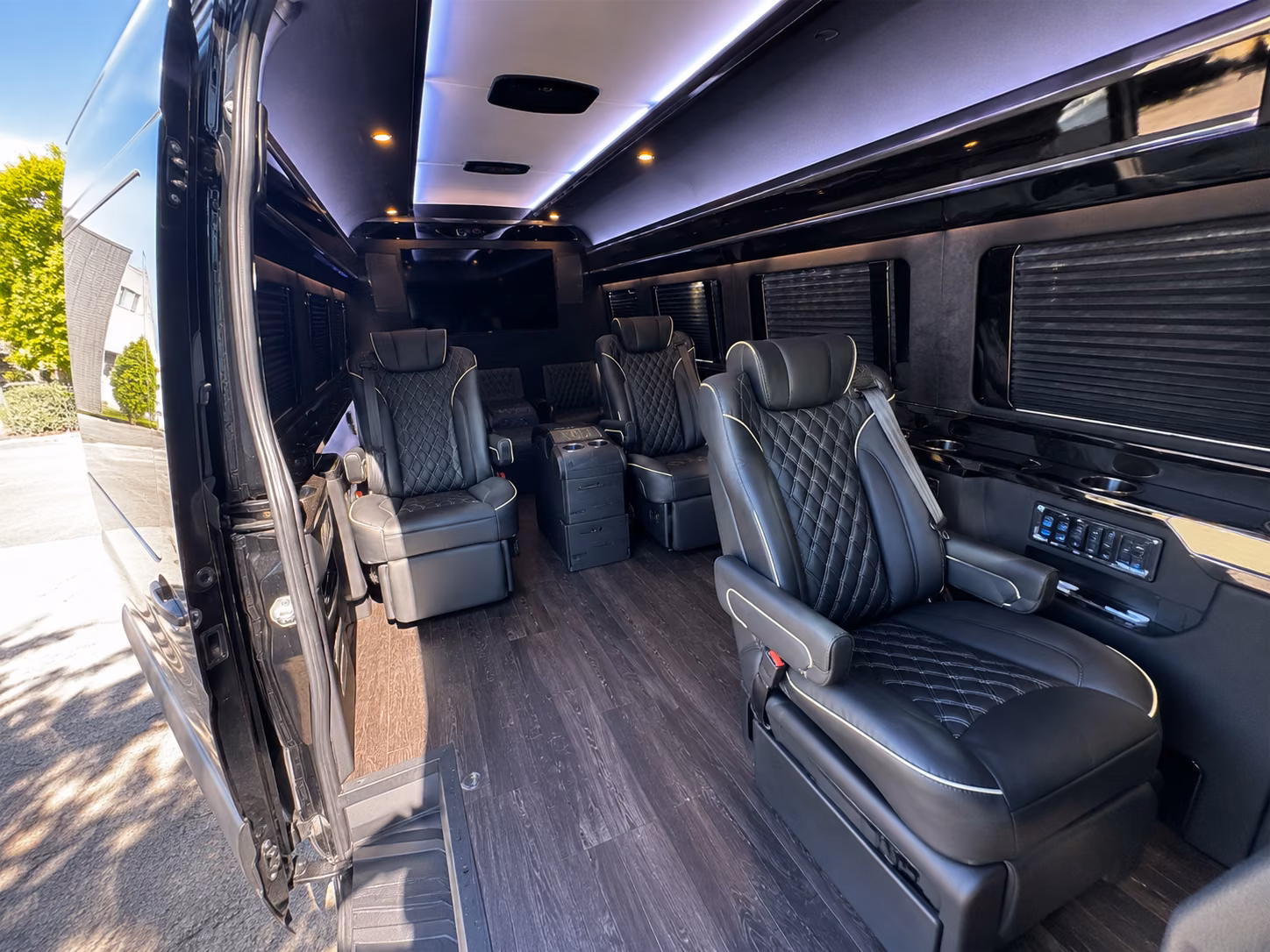 waltham sprinter van with driver interior